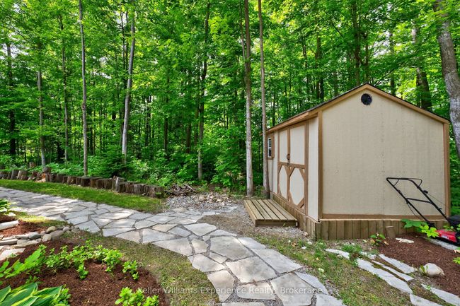 32 Pinecone Ave, House other with 5 bedrooms, 3 bathrooms and 6 parking in Tiny ON | Image 38