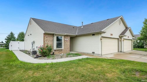 3895 Cobblestone Cv, New Haven, IN, 46774-2079 | Card Image