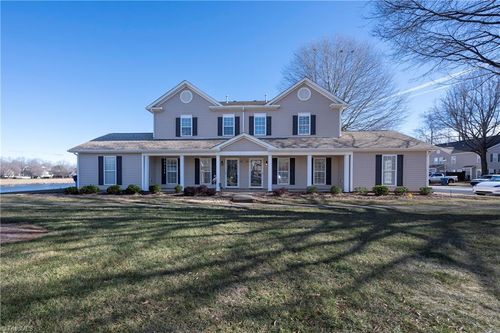 unit-101-156 Pinewood Ln, Bermuda Run, NC, 27006-8639 | Card Image