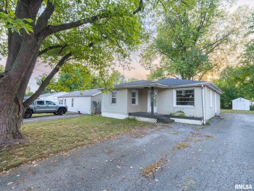 4015 S Lafayette Ave, Bartonville, IL, 61607-2249 | Card Image