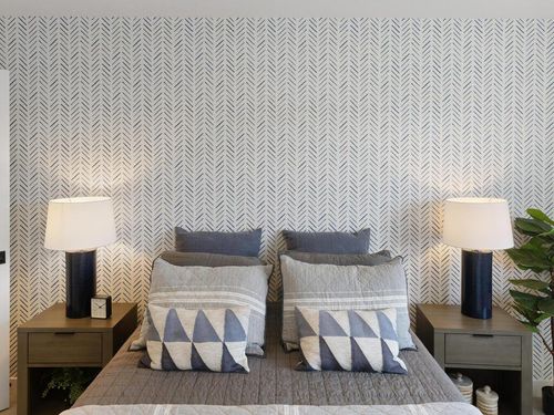 13591 Hollybrook Dr, Apple Valley, MN, 55124-6620 | Card Image