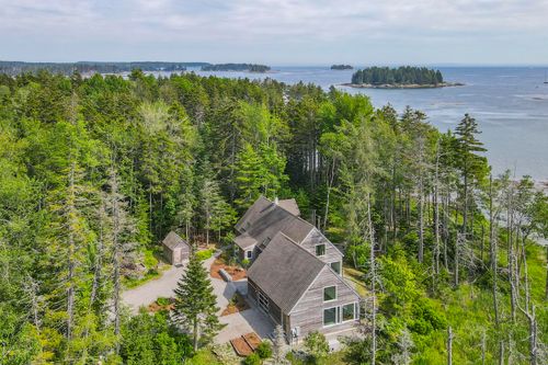 133 Scraggle Point Road, Saint George, ME, 04859 | Card Image