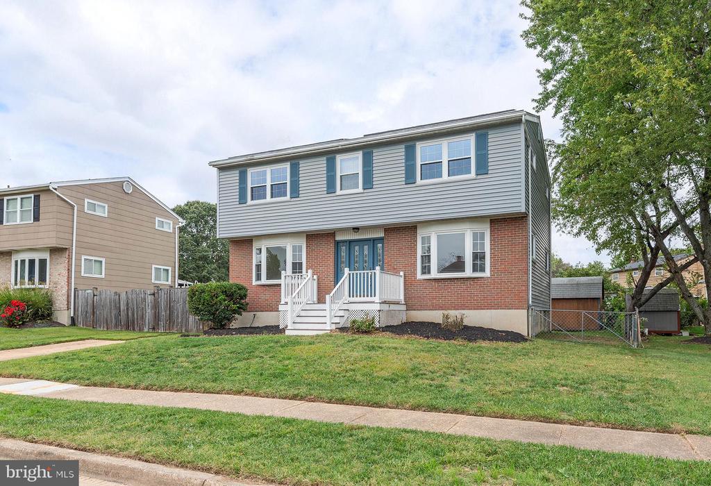 Royal Arms Way, Glen Burnie, MD 21061
