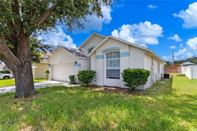 7925 Magnolia Bend Court, House other with 4 bedrooms, 3 bathrooms and null parking in Kissimmee FL | Image 1