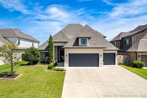 8711 Phoenix Pl, Tulsa, OK, 74132-5606 | Card Image