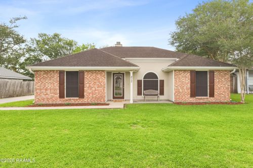 217 Bismark Dr, Broussard, LA, 70518-3011 | Card Image
