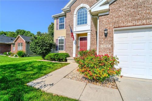 2385 Gardner Dr, Fairborn, OH, 45324-8543 | Card Image