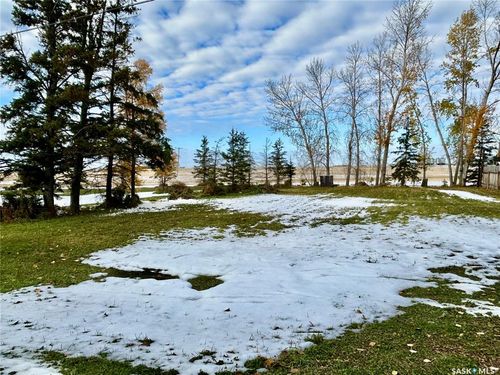 870 2 St N, Zenon Park, SK, S0E1W0 | Card Image