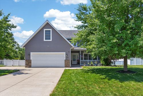 5892 Wacker Dr, Stevensville, MI, 49127-8627 | Card Image