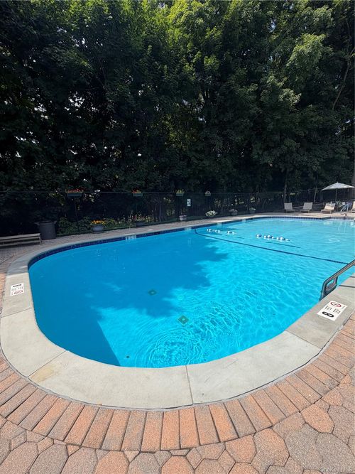 1-3 W Lawrence Park Dr, Piermont, NY, 10968-3114 | Card Image