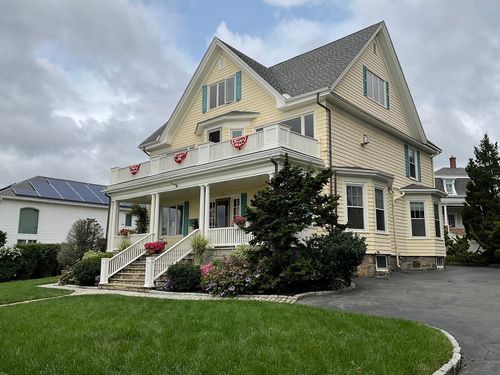 1r-84 Humphrey St, Swampscott, MA, 01907-2060 | Card Image