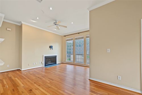 103-4106 Newton Ave, Dallas, TX, 75219-3071 | Card Image