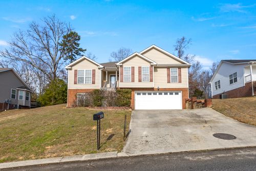 1867 Coffee Tree Ln, Soddy Daisy, TN, 37379-8859 | Card Image