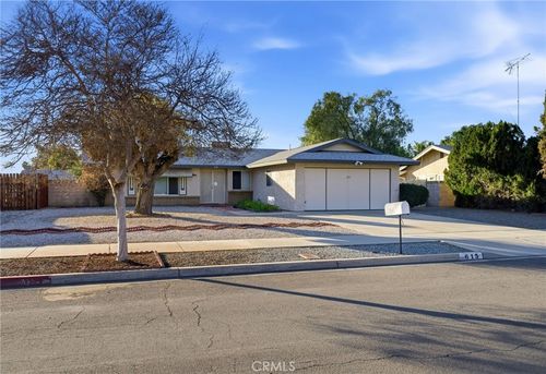615 Kerilyn Ln, Hemet, CA, 92544-3155 | Card Image