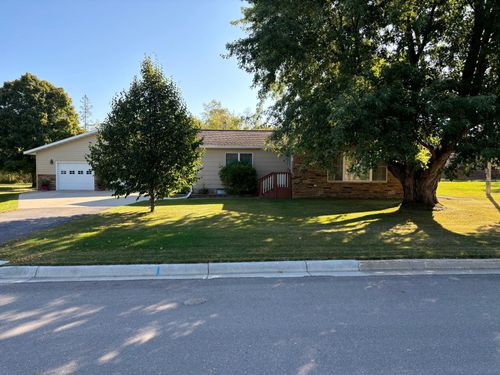 324 Main St S, Clearbrook, MN, 56634 | Card Image