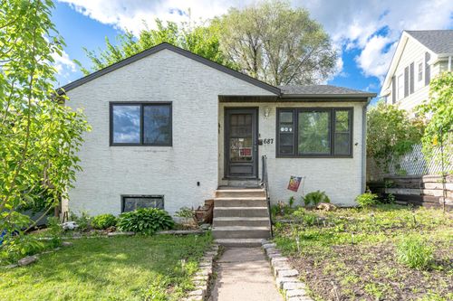 687 Jenks Ave, Saint Paul, MN, 55106-3111 | Card Image