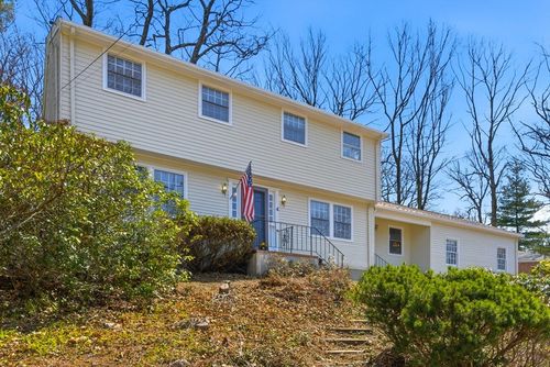 4 William J Hts, Framingham, MA, 01702 | Card Image