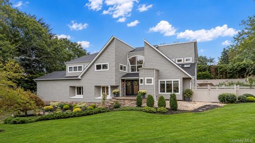 9 Sorgi Ct, Plainview, NY, 11803-1822 | Card Image
