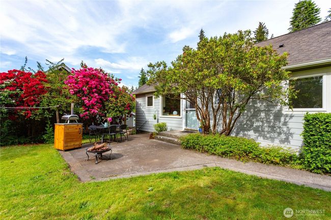 1209 Yew St, House other with 3 bedrooms, 2 bathrooms and null parking in Bellingham WA | Image 24