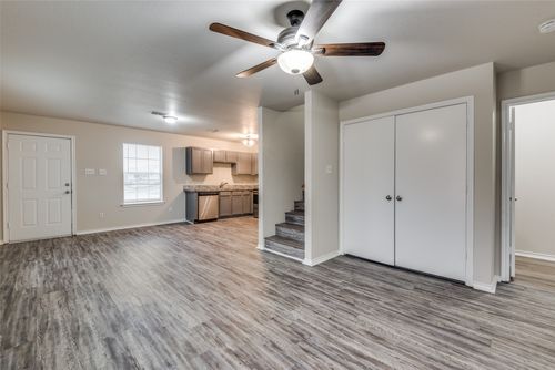b-321 Queens Ct S, Mansfield, TX, 76063-2409 | Card Image