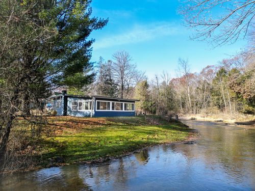 350 Deer Path Ln, Barryton, MI, 49305-9520 | Card Image