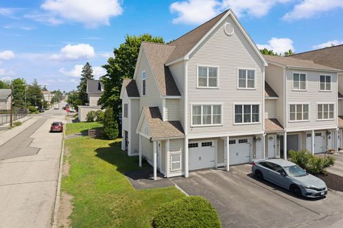 15-195 Silver St, Manchester, NH, 03103-5506 | Card Image
