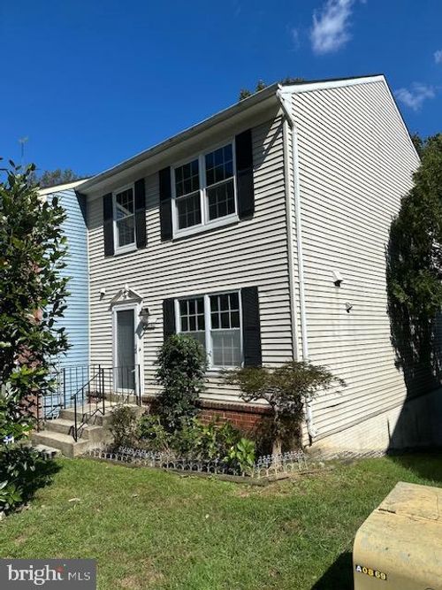 19141 Grotto Ln, GERMANTOWN, MD, 20874-1860 | Card Image