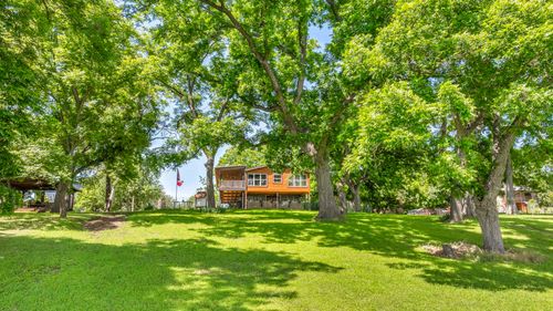 3715 Lakeview Dr, Cottonwood Shores, TX, 78657-9462 | Card Image