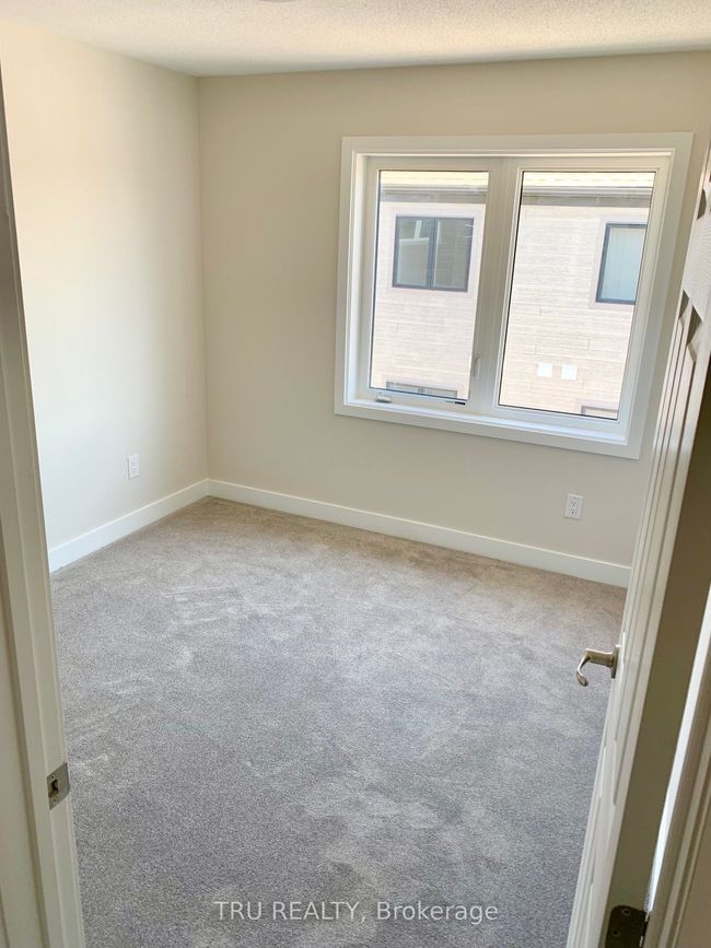 731 Chromite Pvt N/A, Condo with 3 bedrooms, 2 bathrooms and 1 parking in Barrhaven ON | Image 17