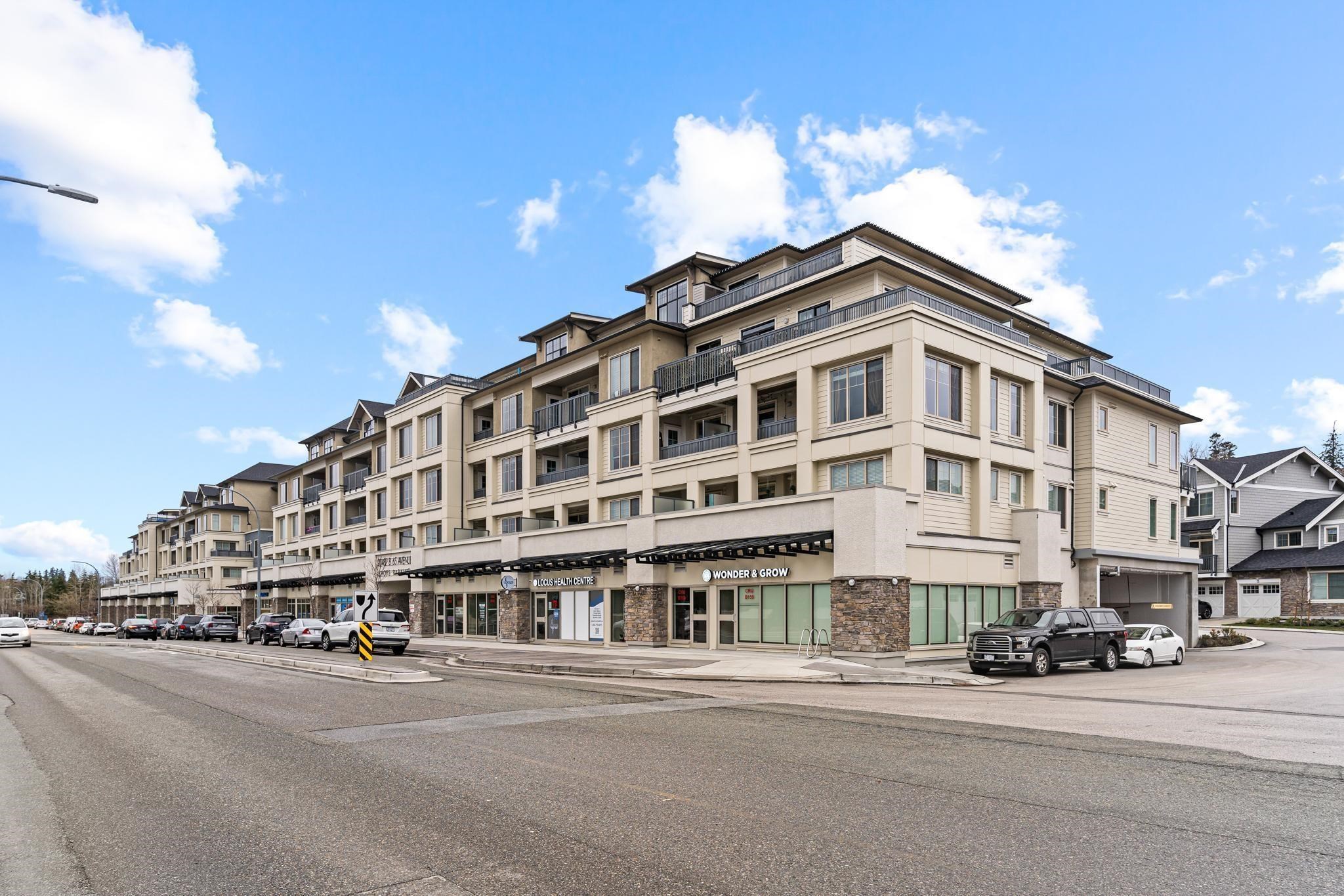 B505 - 20487 65 Avenue, Condo with 2 bedrooms, 2 bathrooms and 2 parking in Langley BC | Image 1
