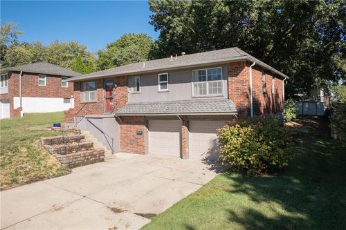 16904 E 35th Ter S, Independence, MO, 64055-3030 | Card Image