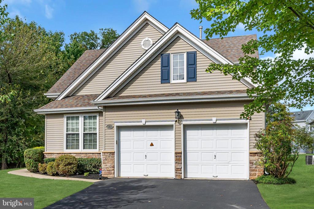 Canal Walk Blvd, Somerset, NJ 08873