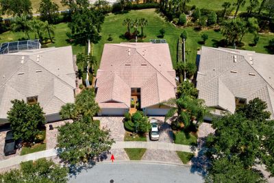 4953 Corsica Square, House attached with 2 bedrooms, 2 bathrooms and null parking in Vero Beach FL | Image 2