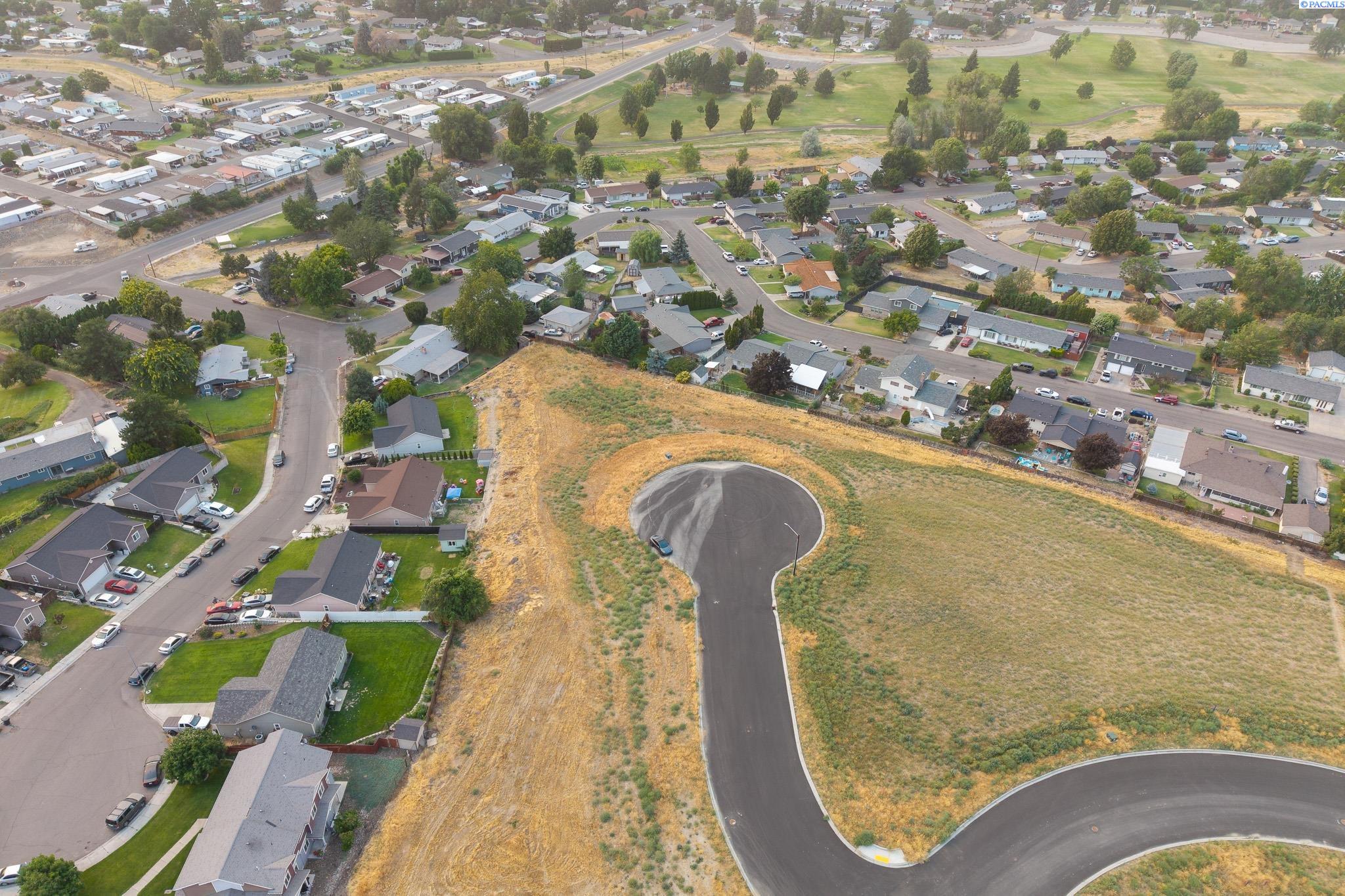 Land in Grandview 2