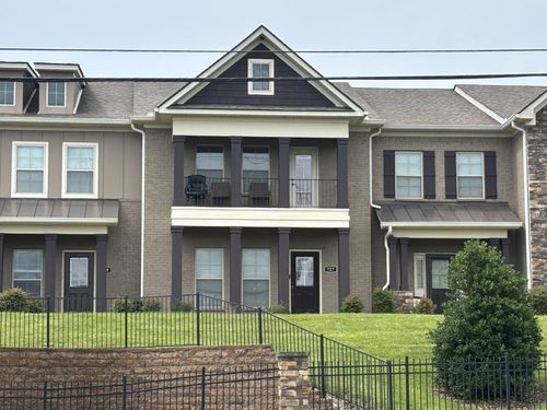 727 Black Colt Dr, Murfreesboro, TN, 37130-1527 | Card Image
