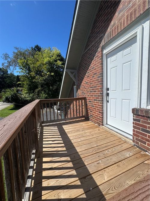 1-1812 Lincoln Way, White Oak, PA, 15131-1718 | Card Image