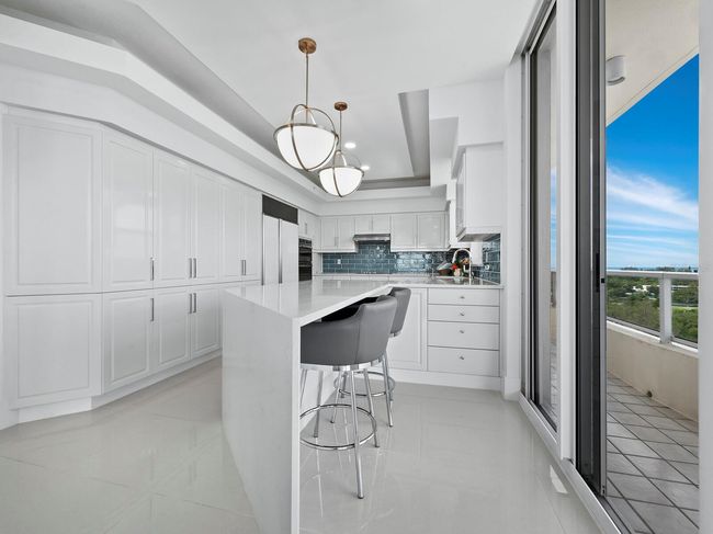 UNIT-482 - 3010 Grand Bay Blvd, Condo with 3 bedrooms, 4 bathrooms and null parking in LONGBOAT KEY FL | Image 14