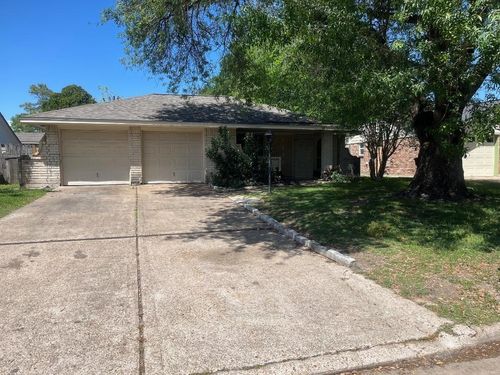 7130 Log Hollow Drive, Houston, TX, 77040 | Card Image