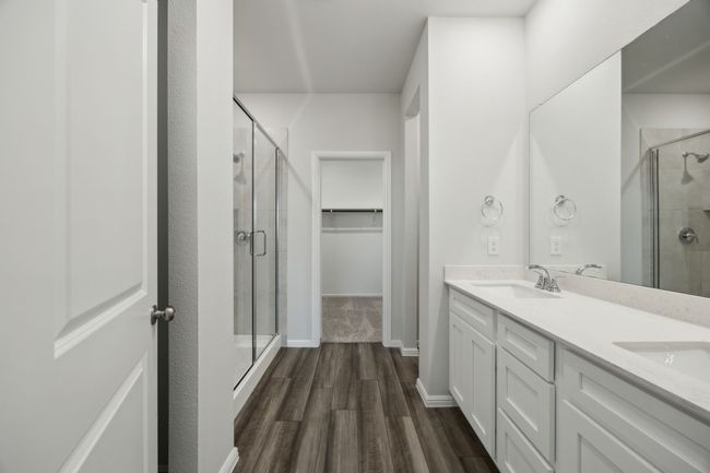 523 Lane St, House other with 4 bedrooms, 4 bathrooms and null parking in Dallas TX | Image 13