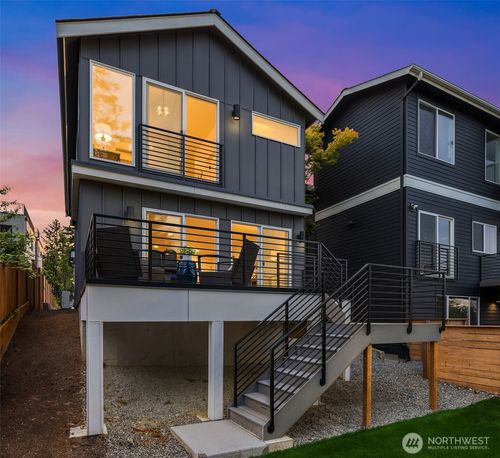 c-13548 39th Ave Ne, Seattle, WA, 98125-3808 | Card Image