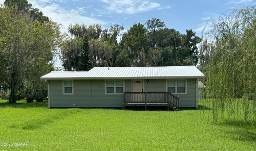 111 Elvira St, CRESCENT CITY, FL, 32112-4719 | Card Image