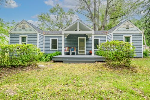 3619 Dearborn Pl, Coloma, MI, 49038 | Card Image