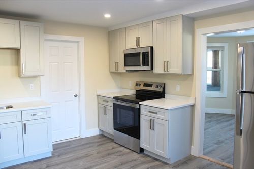 apt-1l-78 Endicott St, Peabody, MA, 01960-8408 | Card Image