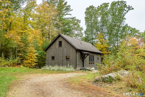 93 Holmes Rd, Pomfret Center, CT, 06259-1602 | Card Image