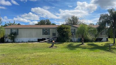 1370 Crescent Avenue, House other with 5 bedrooms, 3 bathrooms and null parking in Labelle FL | Image 2