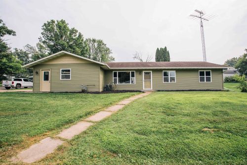 502 W 15th St, Neillsville, WI, 54456-1119 | Card Image