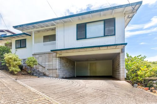 3742 Claudine St, Honolulu, HI, 96816-3808 | Card Image