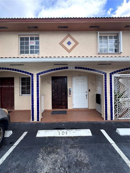 29-2210 W 74th St, Hialeah, FL, 33016-6770 | Card Image