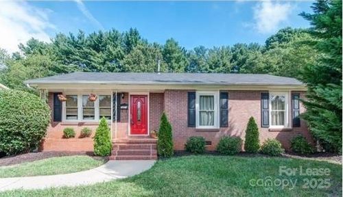 1601 Starbrook Dr, Charlotte, NC, 28210-6038 | Card Image