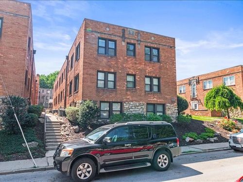 4-4542 Jarboe St, Kansas City, MO, 64111-3544 | Card Image